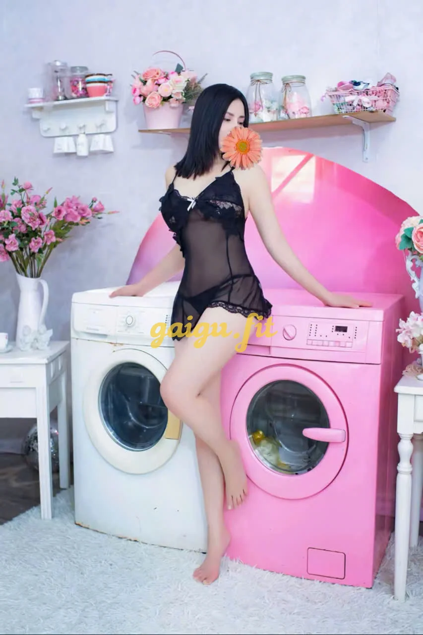 *HÀNG MỚI*TINA VÚ TO - DA TRẮNG XINH DÂM - TÌNH CẢM - NGỌT NGÀO - LÀM TÌNH PHÊ