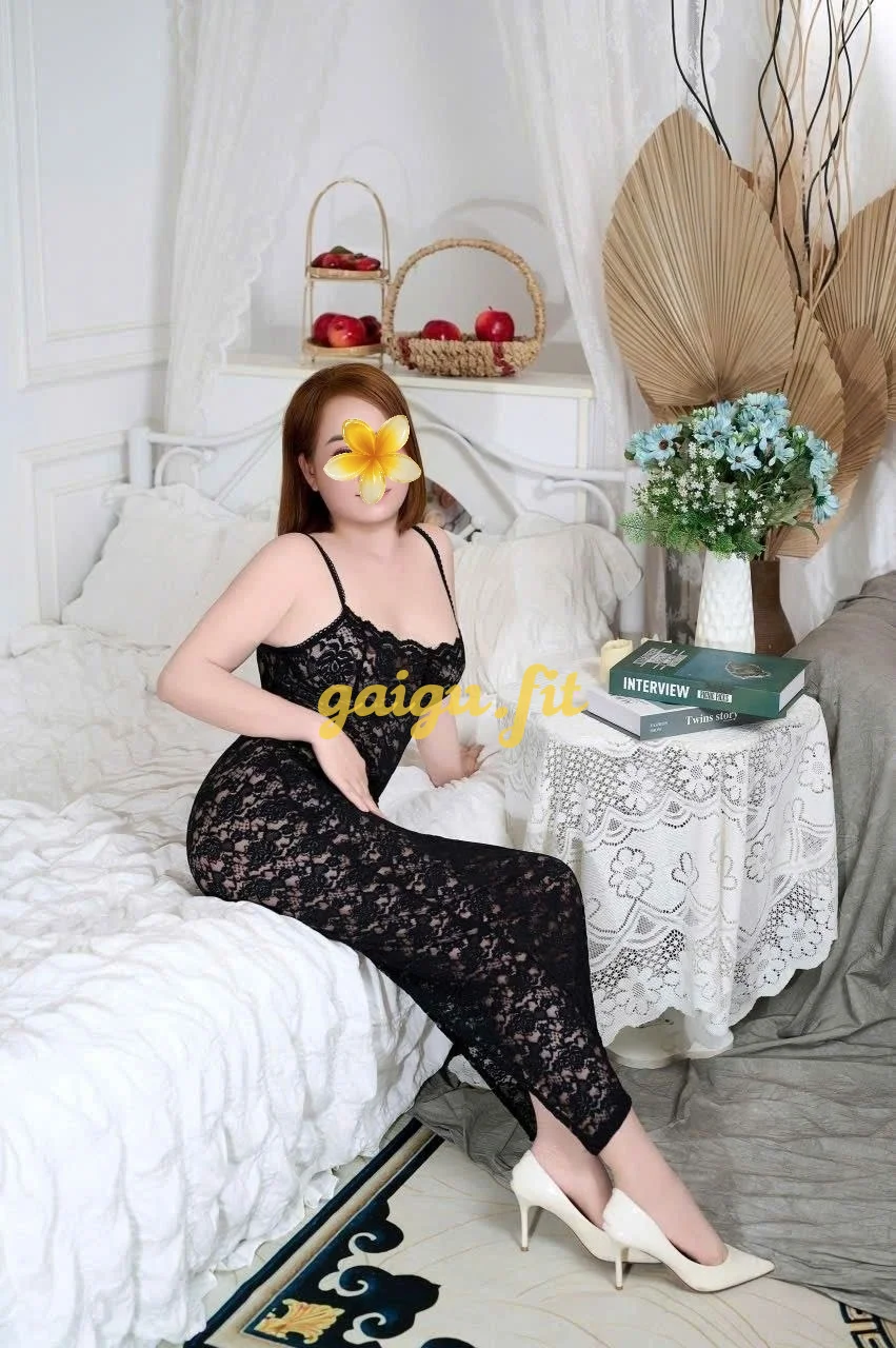 Lan Anh- Dáng nhỏ, Gái miền tây làm tình giỏi