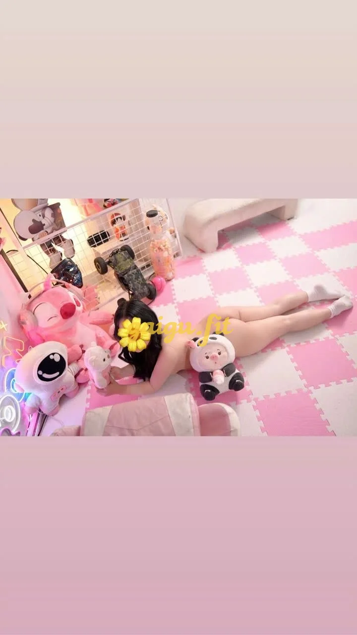 Thảo Vy_ Em gái xinh với body nóng bỏng, làm tình dâm