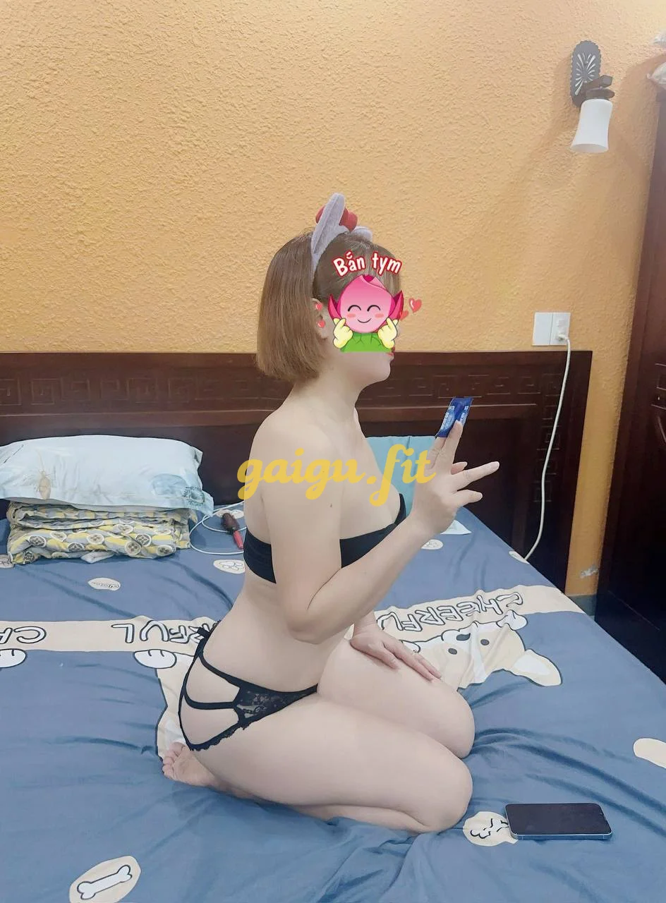 ❣️✨ Ly Ly ❣️✨ Dâm Dâm Cô Nương, Ngoan Ngoãn Chiều Khách