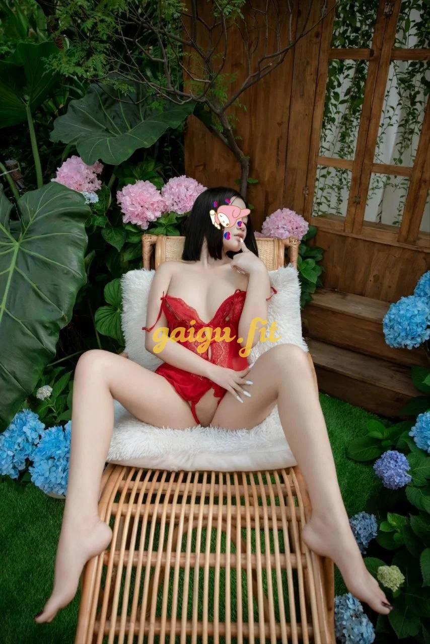 Ngọc Nhi - XINH XẮN, NGỰC ĐẸP, DÁNG CHUẨN DỊU DÀNG