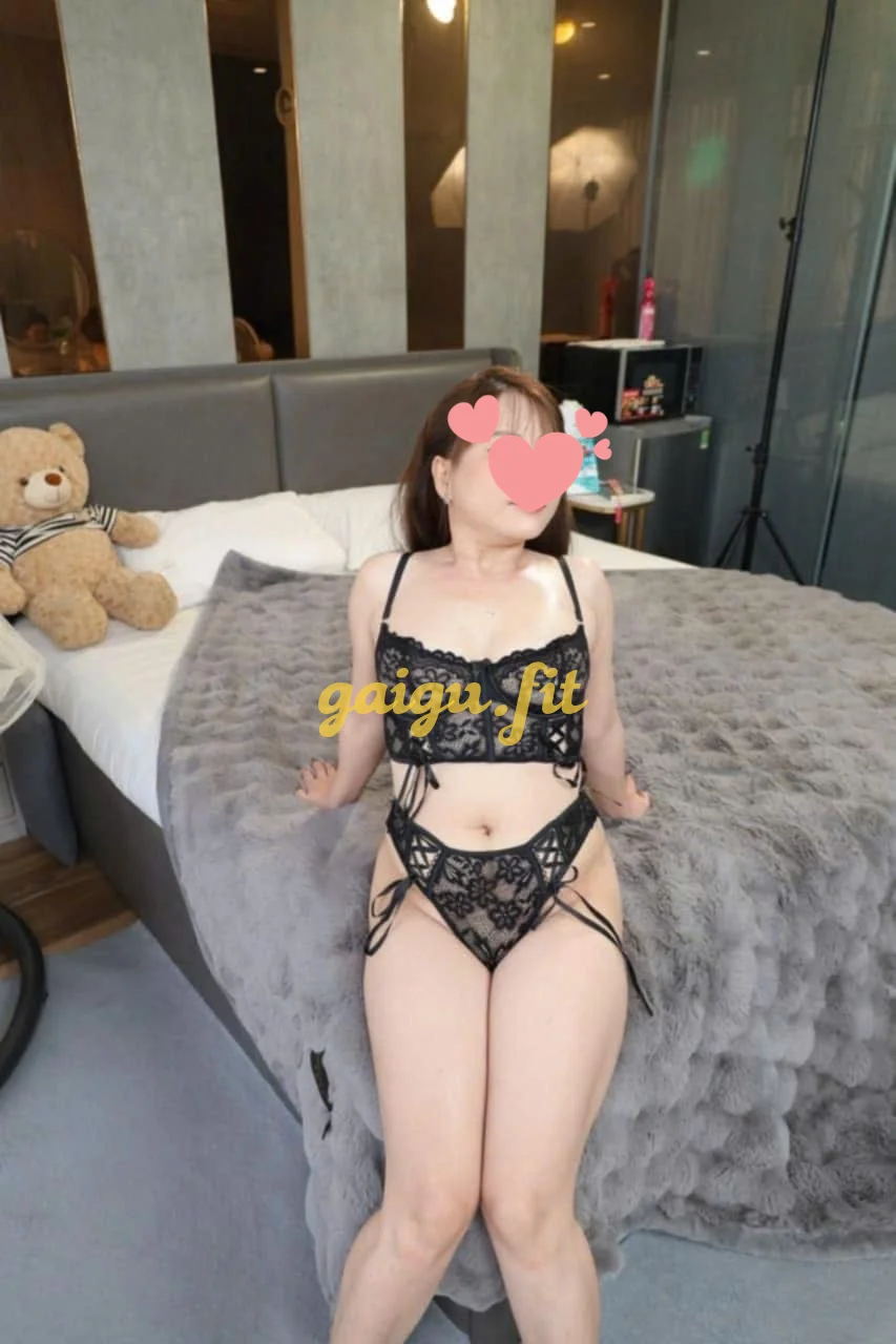 TUYẾT TRINH gái gọi miền tây cực kỳ ngon dâm đỉnh kout