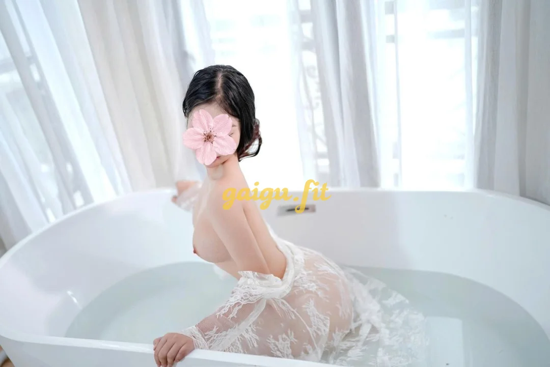 🫦VIP 🫦 Hải Như mặt xinh, dáng đẹp, bướm khít nhiều nước