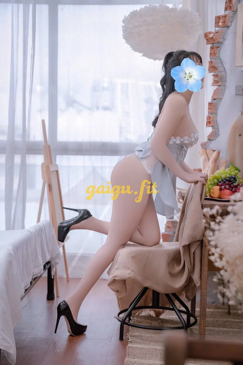 HỒNG TRANG EM GÁI CAO RÁO VÚ TO XINH XẮN VUI VẺ