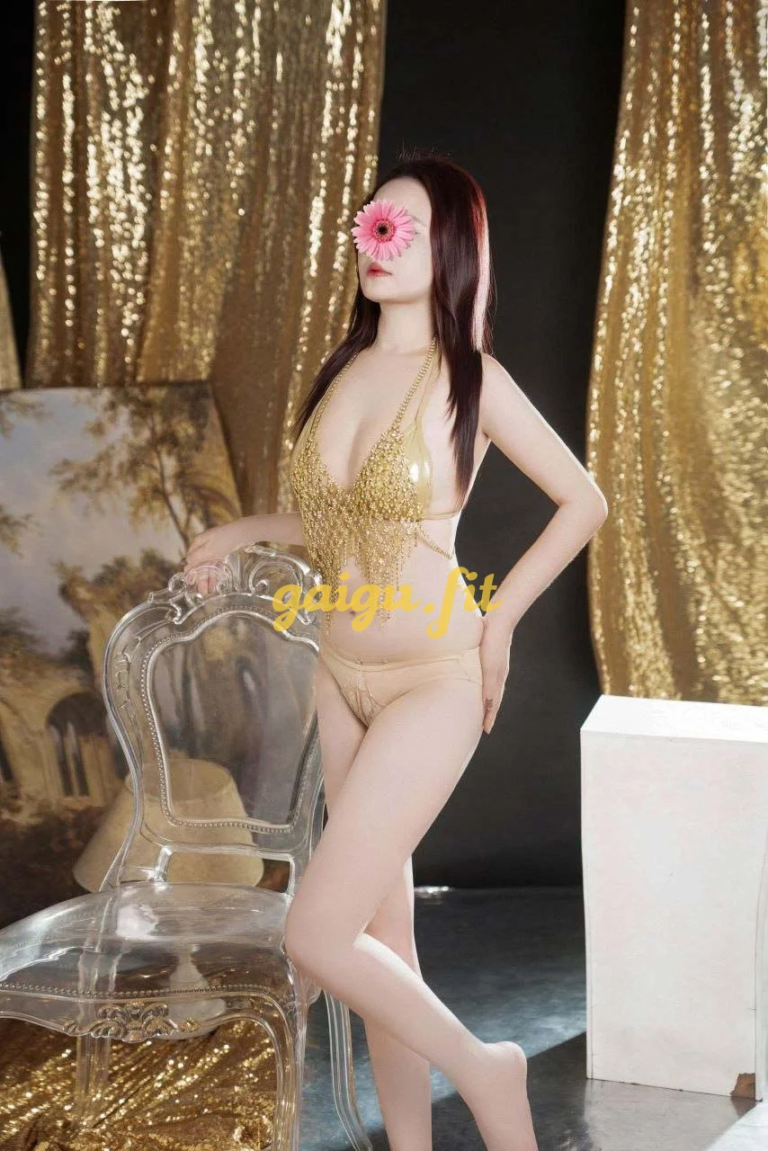 Hạ Băng❤️ Ngọc nữ dễ thương - Sexy gợi tình