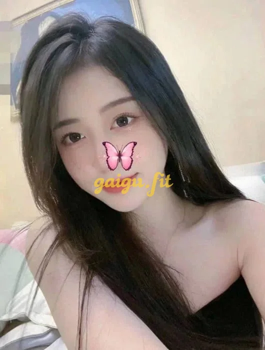 ÁI VY ♥️ MẶT XINH DÁNG MÌNH DÂY XUẤT THÂN MASSAGE