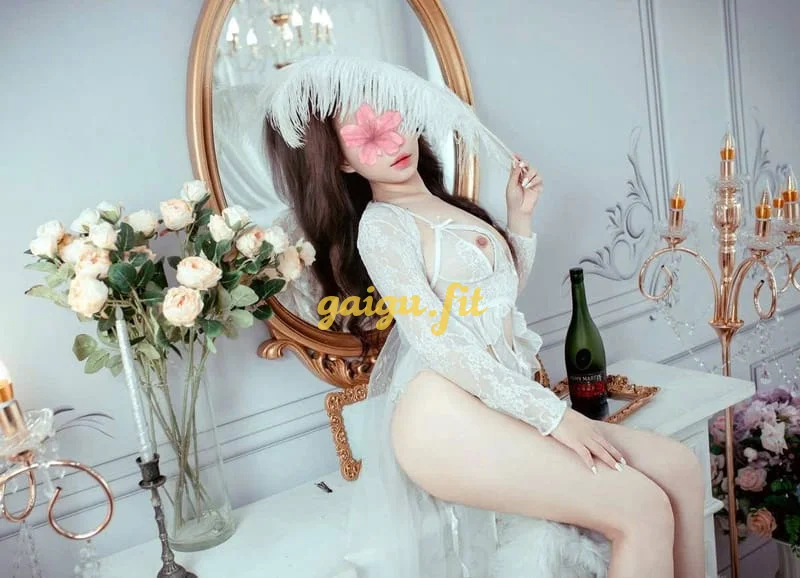 _Kiều Vy 2k3✅ Mông To Cong , Bím Khít , Nước Thơm