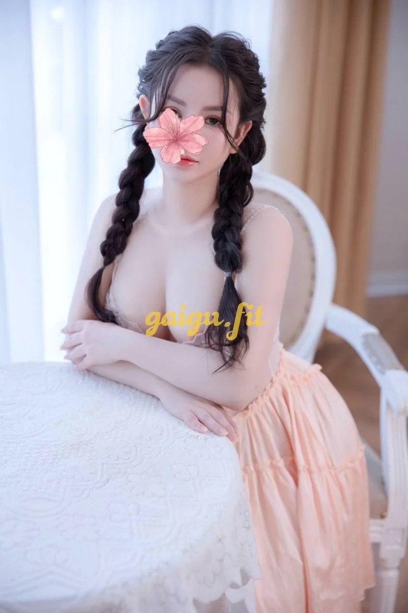 Ly Ly - MASSAGE Sung Sướng, Xinh Dâm Rõ Chất Đa Tình