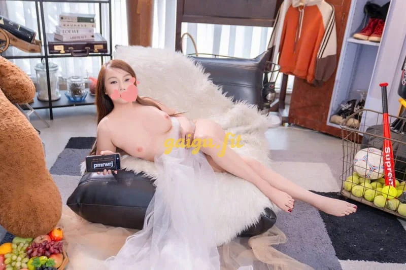 ()phương Trinh 2K2 -MẶT XINH , DA TRẮNG , VÚ BÍM HỒNG HÀO