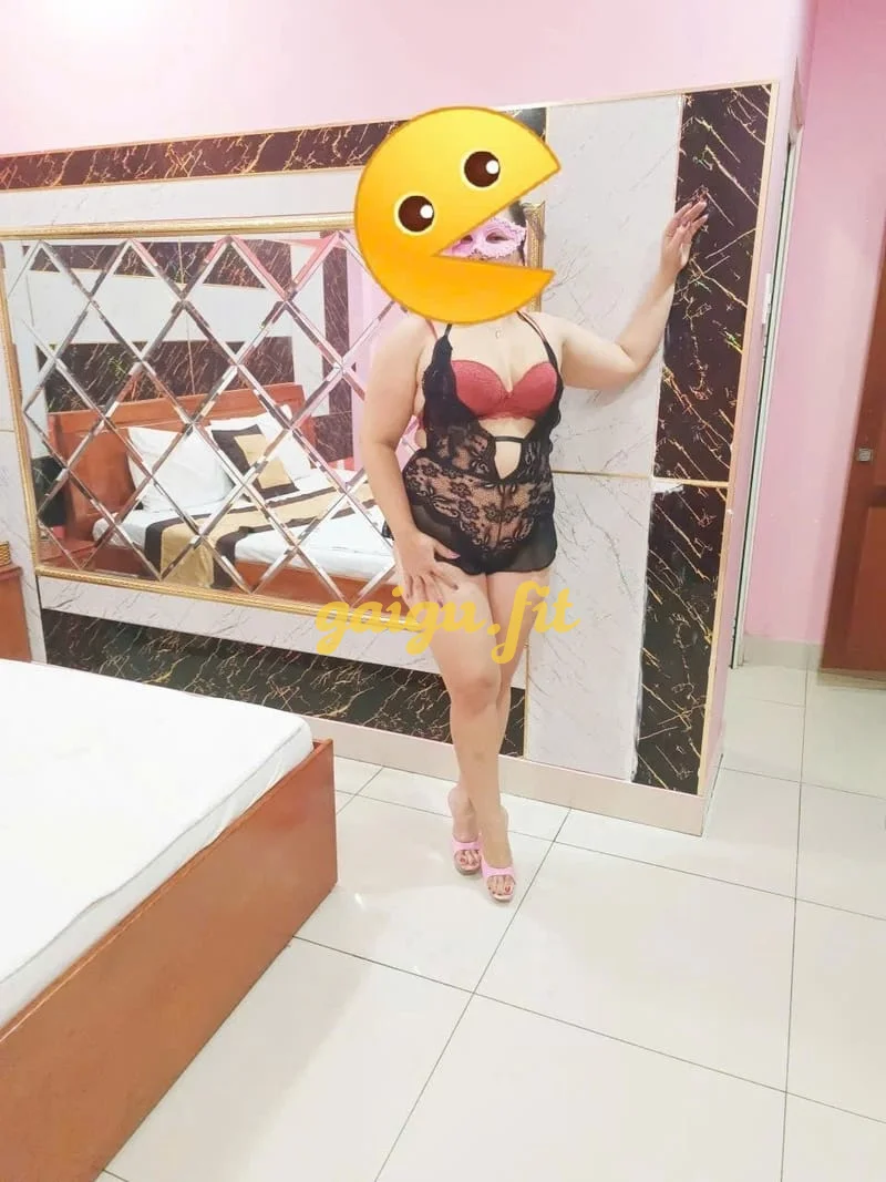 ❤️BẢO LINH ❤️ DỄ THƯƠNG DÁNG NUỘT PHỤC VỤ ĐỈNH CAO.TẮM CHUNG