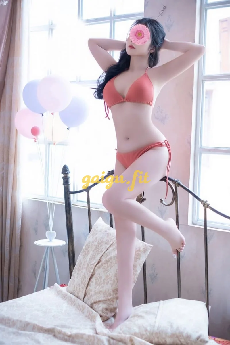 ❤ PHƯƠNG THẢO ❤️Dáng Đẹp Dâm Đãng,Mông Cong Bướm Ngon SV Pro !