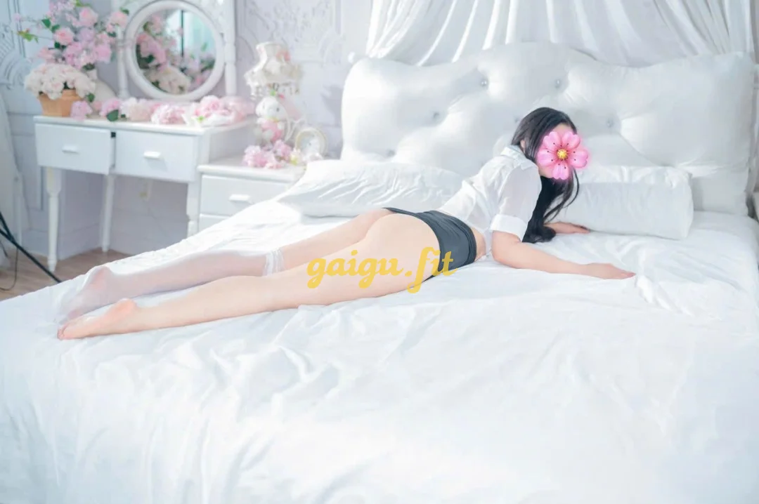 Kim Ngân_ Gái xinh chiều khách, body nóng bỏng gợi tình