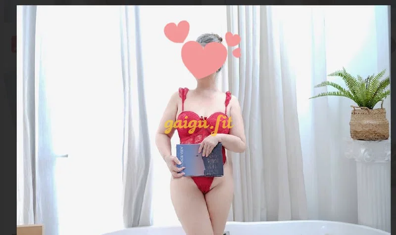 U50 chị gái quỳnh chi đẳng cấp còn ngon như gái xịn