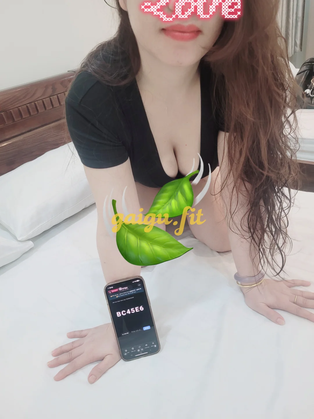Thùy Trang hình dt chân thật 100%