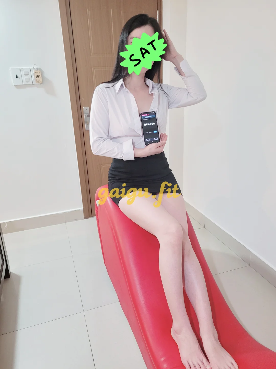 Khả Hân hình dt chân thật 100% nhé