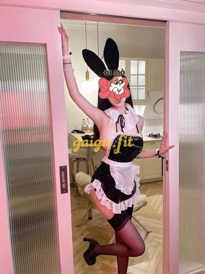 CÔ GIÁO THẢO DÂM PHỤC VỤI NHIỆT TÌNH CHU ĐÁO