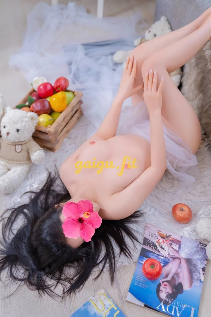 MINH TRANG XINH XẮN MÌNH DÂY CÂY CẢNH BÚ LIÊM CU CỰC DÂM VÀ CHIỀU KHÁCH