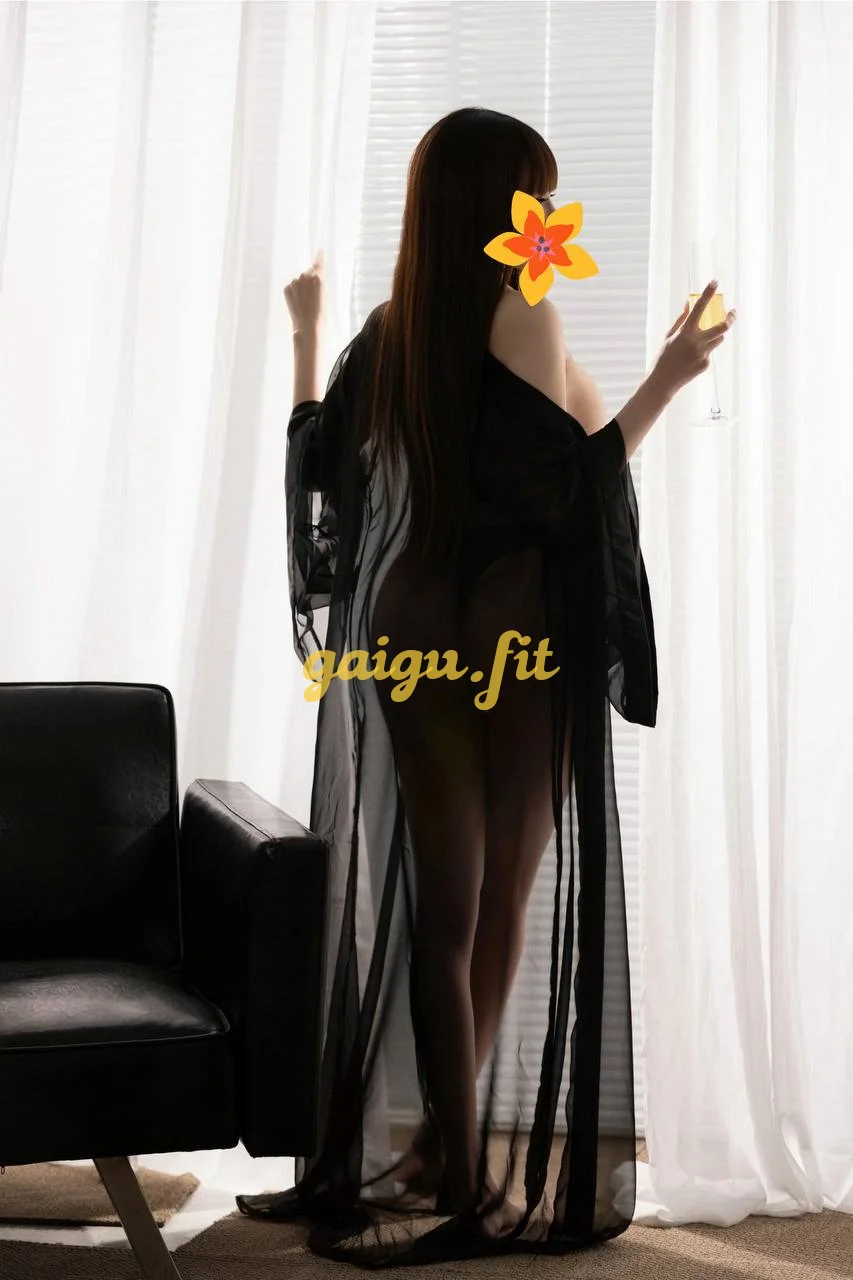 Vân Nhi 2K  - Tuyệt Phẩm Mỹ Nhân - Body nóng bỏng🔥 chiều khách hơn NYC !