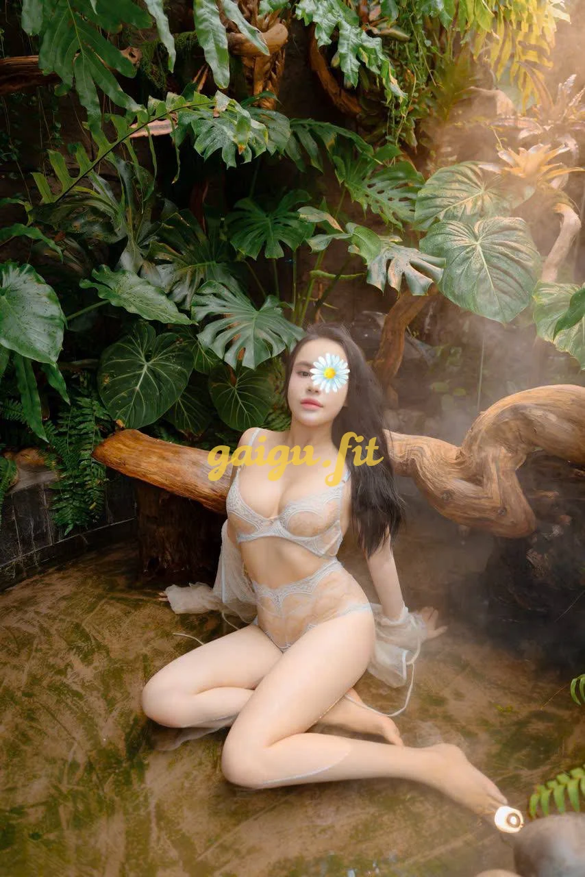 Thanh Hà _ Gái xinh chiều khách, body nóng bỏng