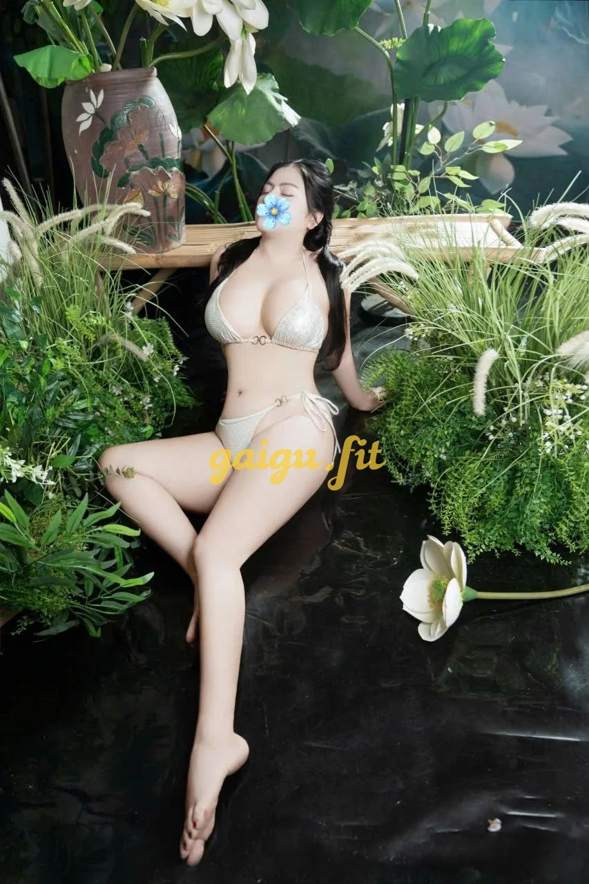VY VY VÚ TO MÔNG BỪ MASSAGE TRƯỜNG VÚ NHIỆT TÌNH BAO PHÊ BAO DÂM BÚ CU LÚC CÁN
