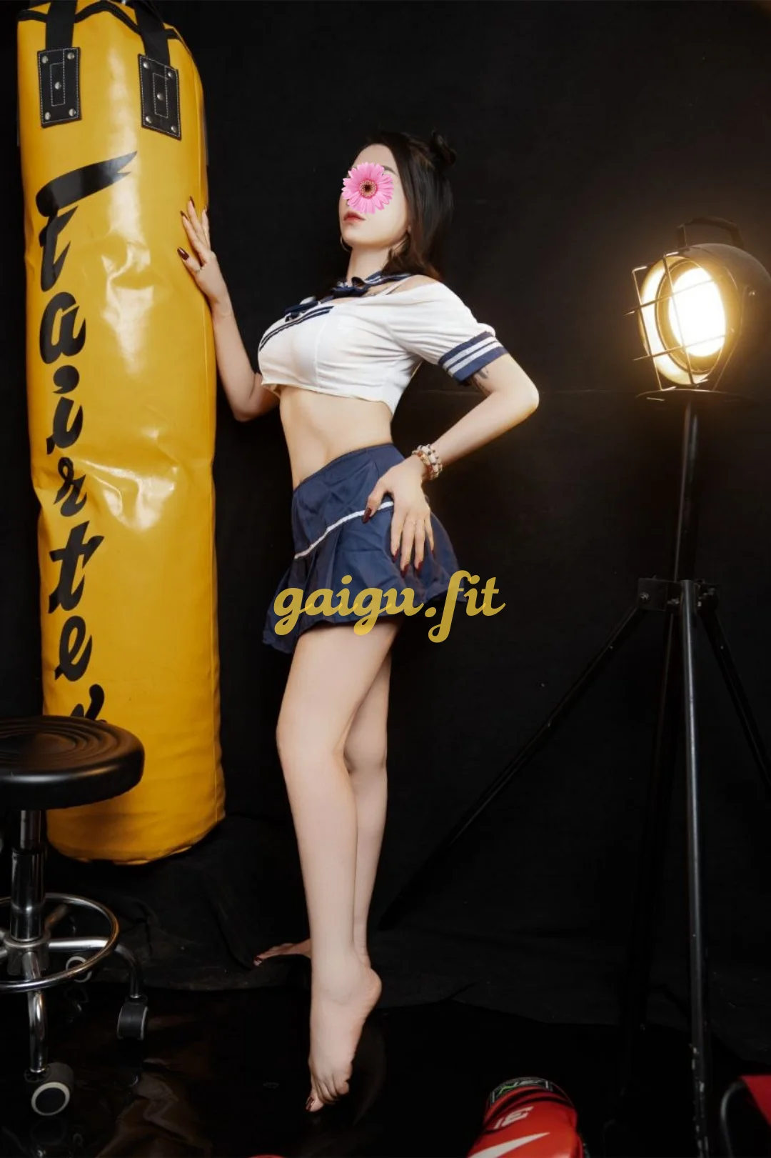 Kim Tiền _ Gái xinh body đẹp, làm tình dâm
