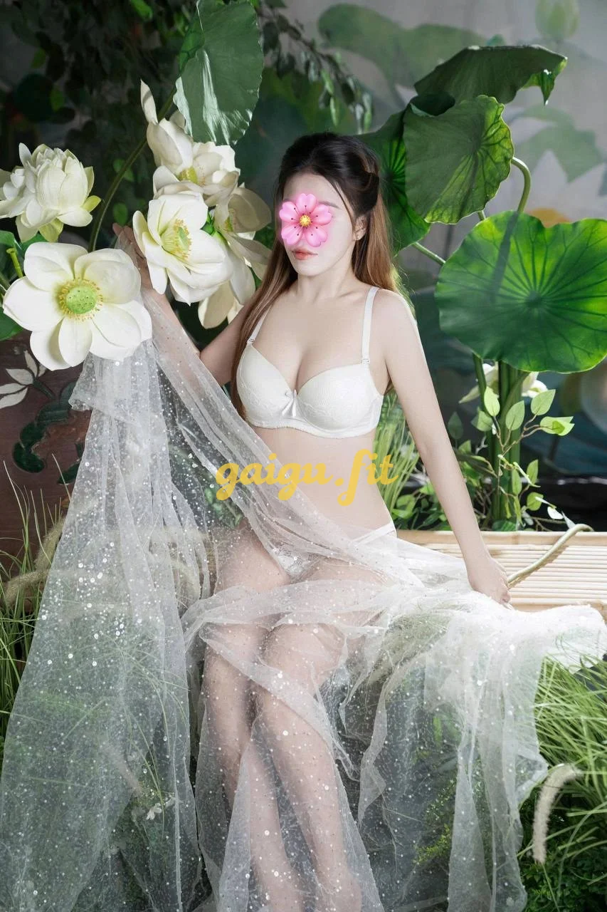 ❤️ BẢO NGỌC ❤️ HOT GIRL DA TRẮNG, VÚ TO, TÌNH CẢM, NHẸ NHÀNG