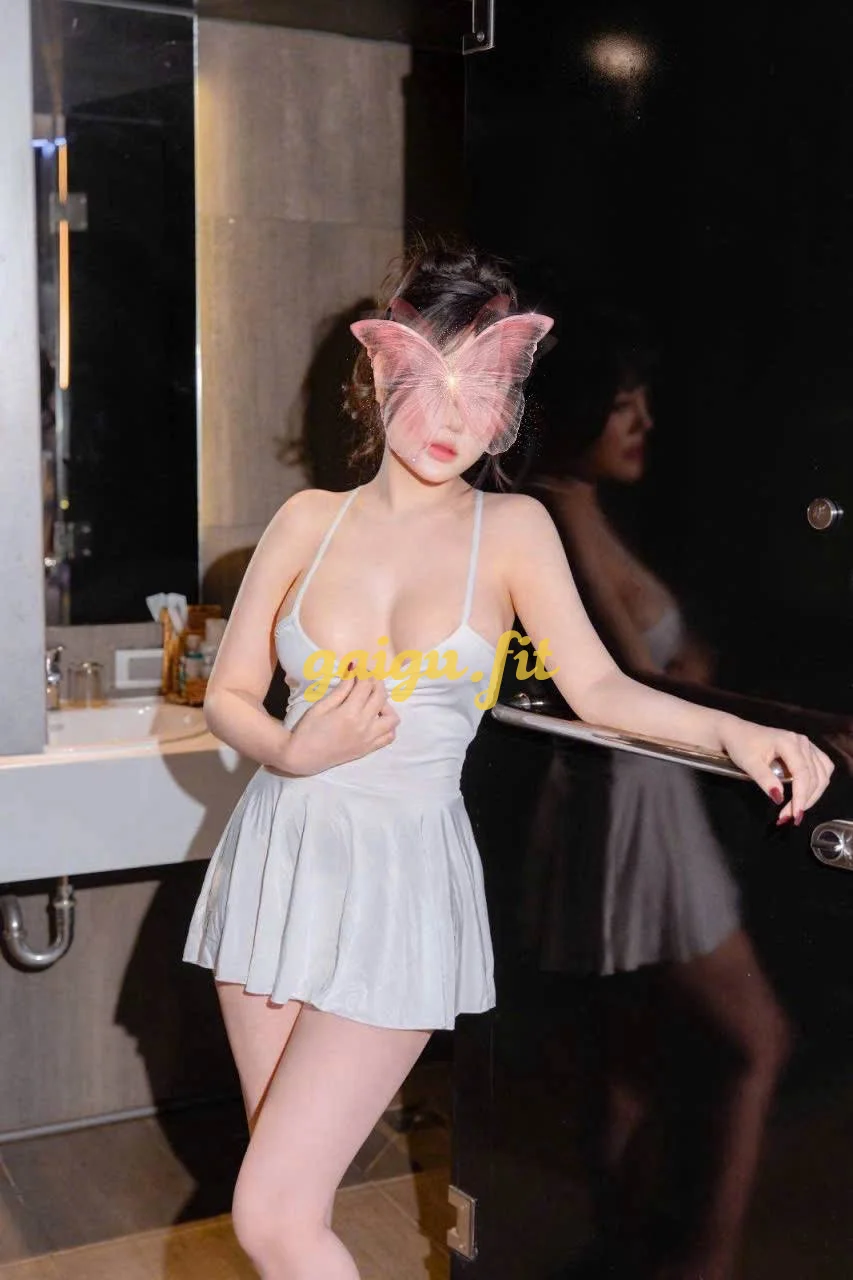 NEW BÉ DIỆU - XINH XẮN ĐÁNG YÊU SEXY NÓNG BỎNG YÊU CHIỀU