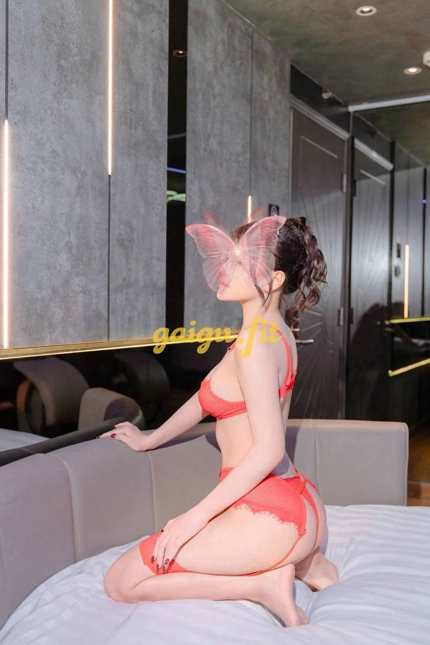 NEW BÉ DIỆU - XINH XẮN ĐÁNG YÊU SEXY NÓNG BỎNG YÊU CHIỀU