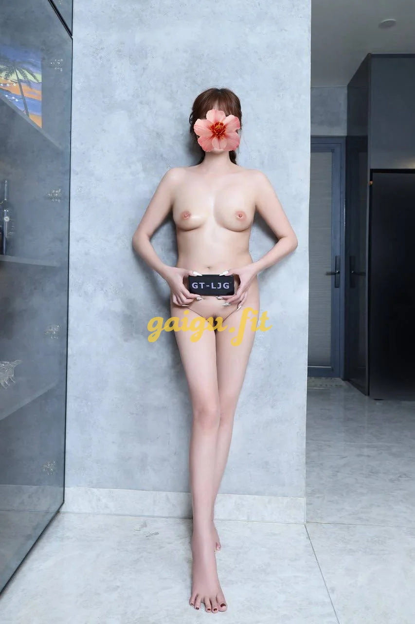 Hoàng Ngân - Siêu Dâm, Vú Bím Cực Ngon, Hàng Hot Trong Tầm Giá