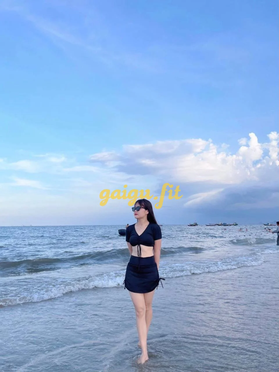 HÀ PHƯƠNG EM GÁI DÂM TÌNH CẢM NHẸ NHÀN