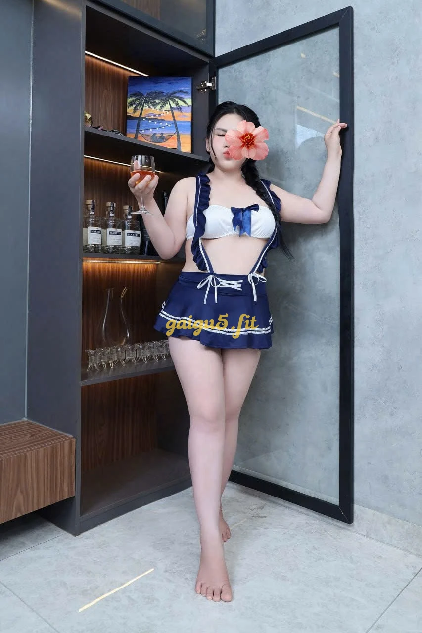 💕 Anh Thư 💕 Em gái mũm mĩm dâm đãng nhiệt tình chiều khách hết mình