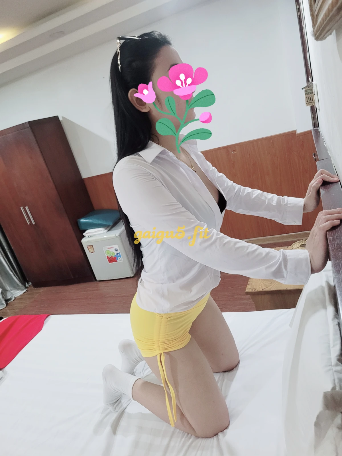 Bé Kẹo 2k1 mặt xinh dáng chuẫn vào đời.