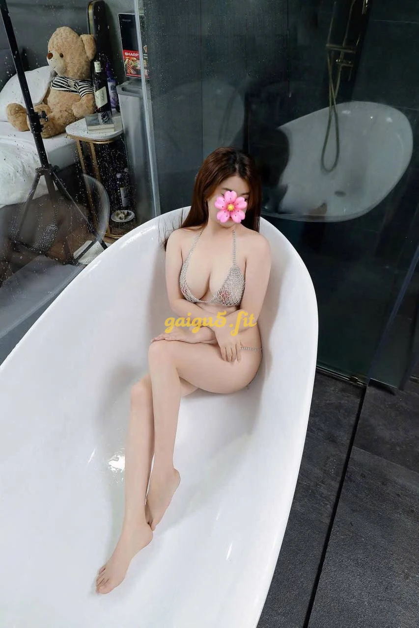 QUỲNH NHƯ - THẦN DÂM XINH ĐẸP - LÀM TÌNH ĐIÊU LUYỆN