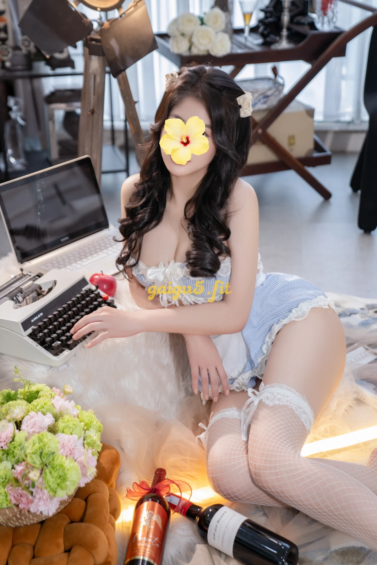 BÉ CANDY SIÊU PHẨM MẶT XINH DỄ THƯƠNG MỚI VÀO NGHỀ ĐI LÀM