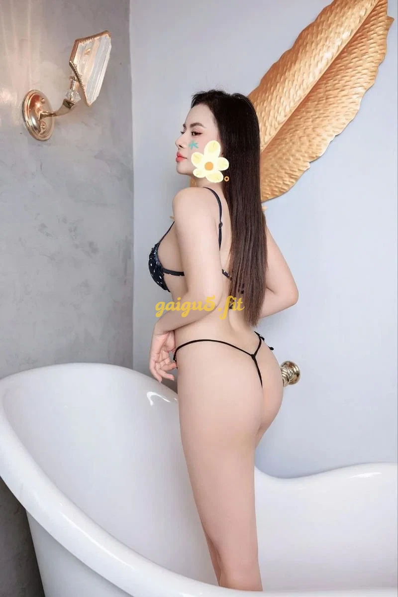 Mỹ Trinh hình dt chân thật 100%