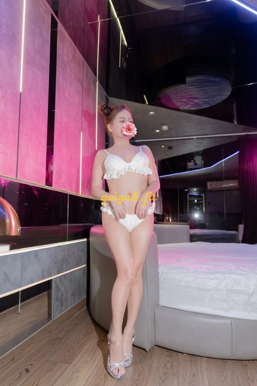 BÉ MAI TRANG DÂM XINH TUYỆT PHẨM BÚ CU LÚC CÁN LÀM TÌNH CUỒNG NHIỆT BAO PHÊ