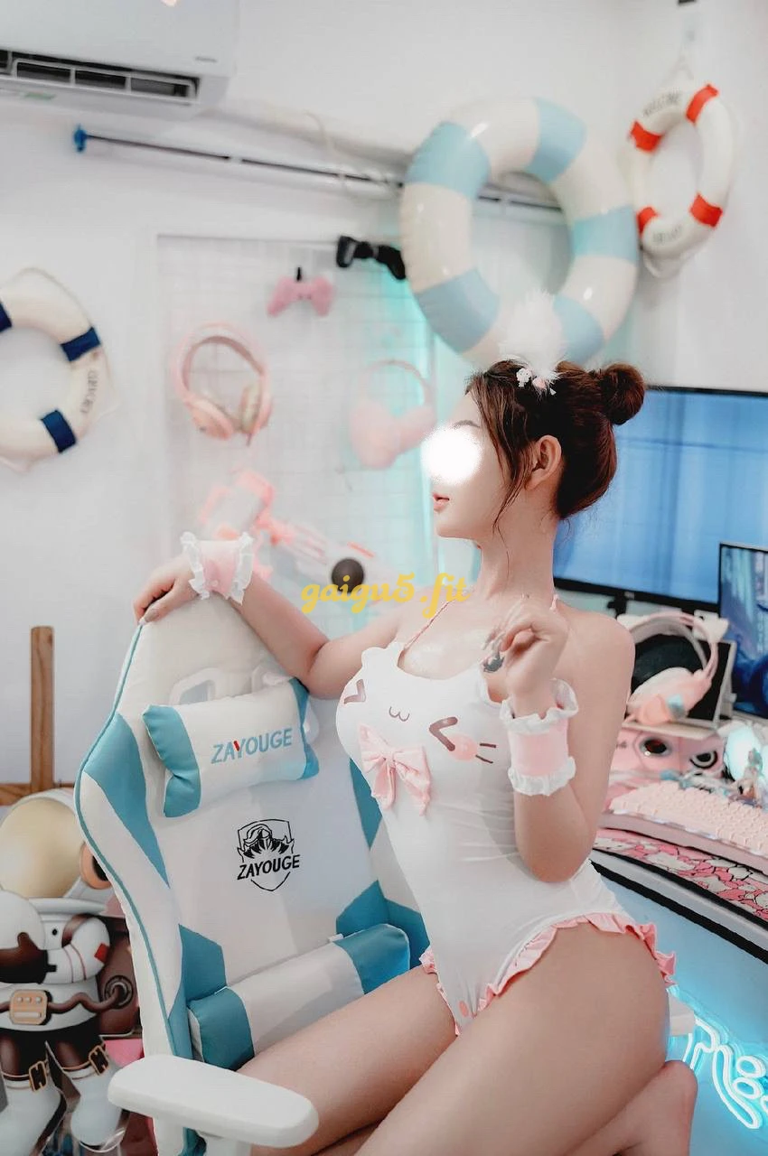 ❤️ GÁI NON TUYẾT MY_ GƯƠNG MẶT XINH XẮN, BODY CỰC NGON❤️