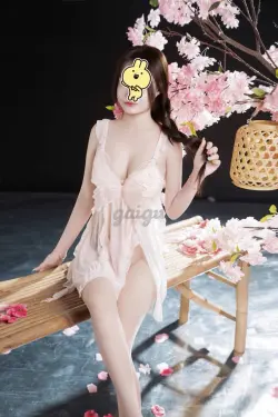 Anh Thư Nhiệt Tình Ngoan Ngoãn