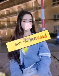 ❤️NGỌC TRINH❤️ CÔ BÉ ĂN HÀNG