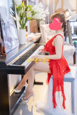 Thúy Hà_cô giáo thảo diệu dàng hiền thục nhẹ nhàng mà phê tới nóc